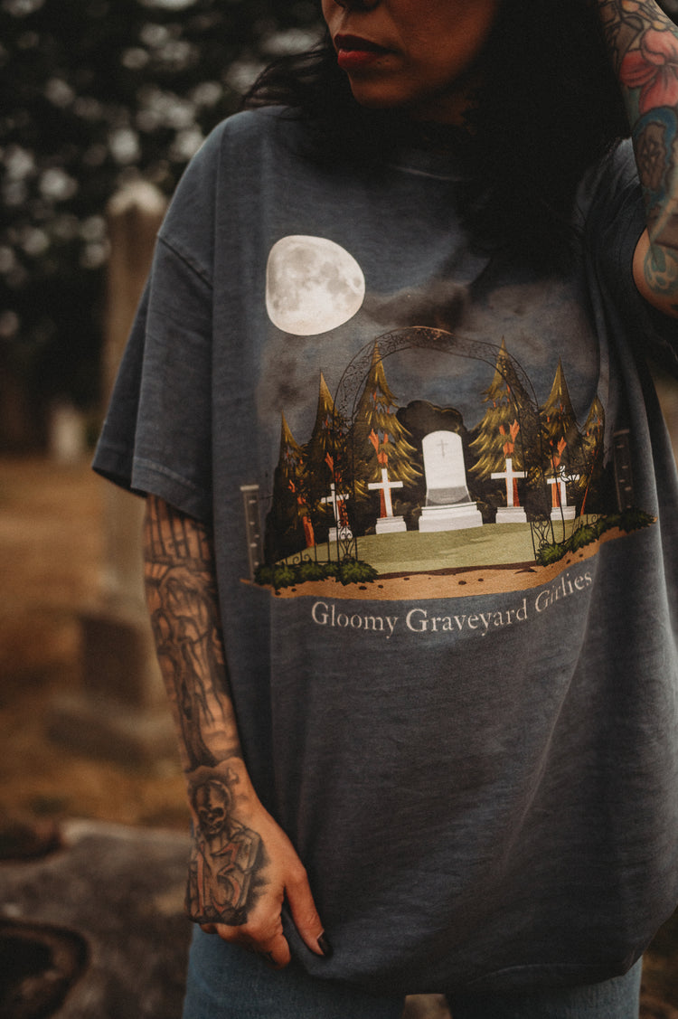 Graveyard Gloomy Girlies
