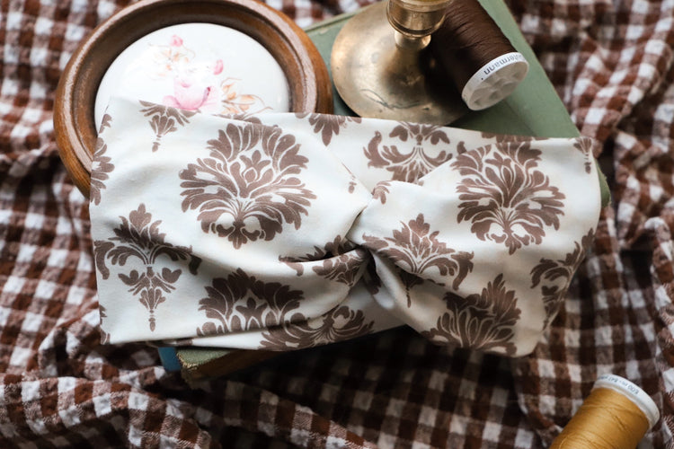 Parlor Room Damask