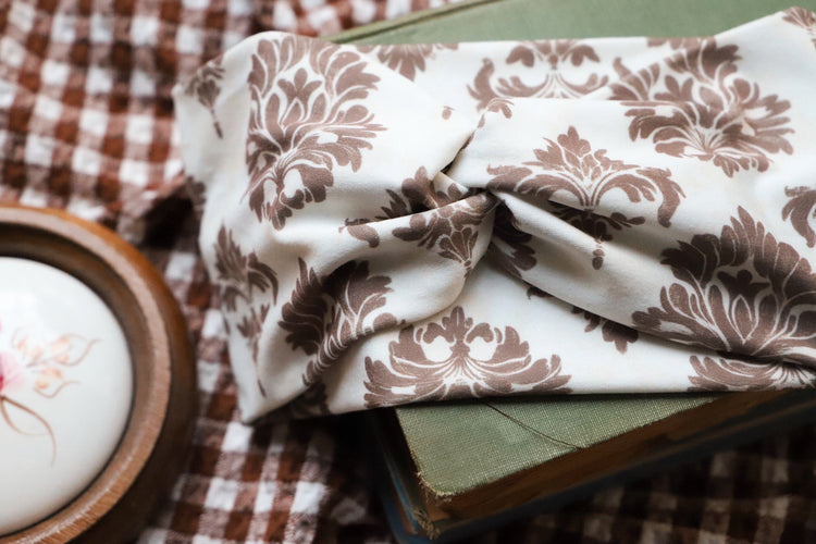 Parlor Room Damask