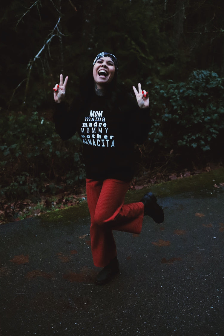 Mom Pyramid Sweater - Black