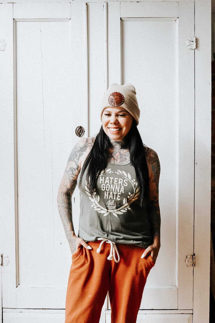 Haters Flowy Tank - olive