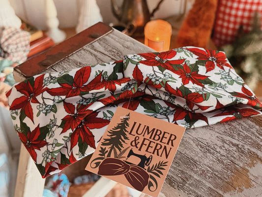 Poinsettias & Mistletoe