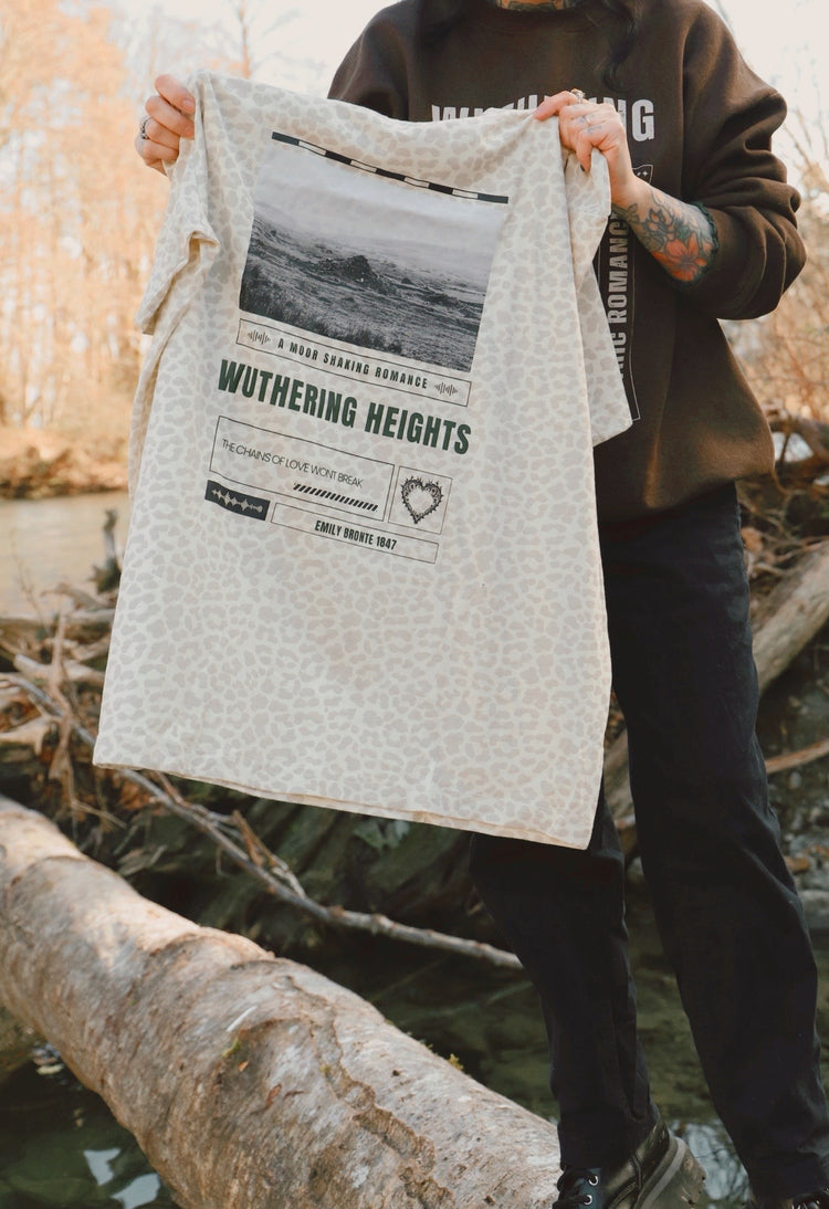 Moor Shaking Romance Tee